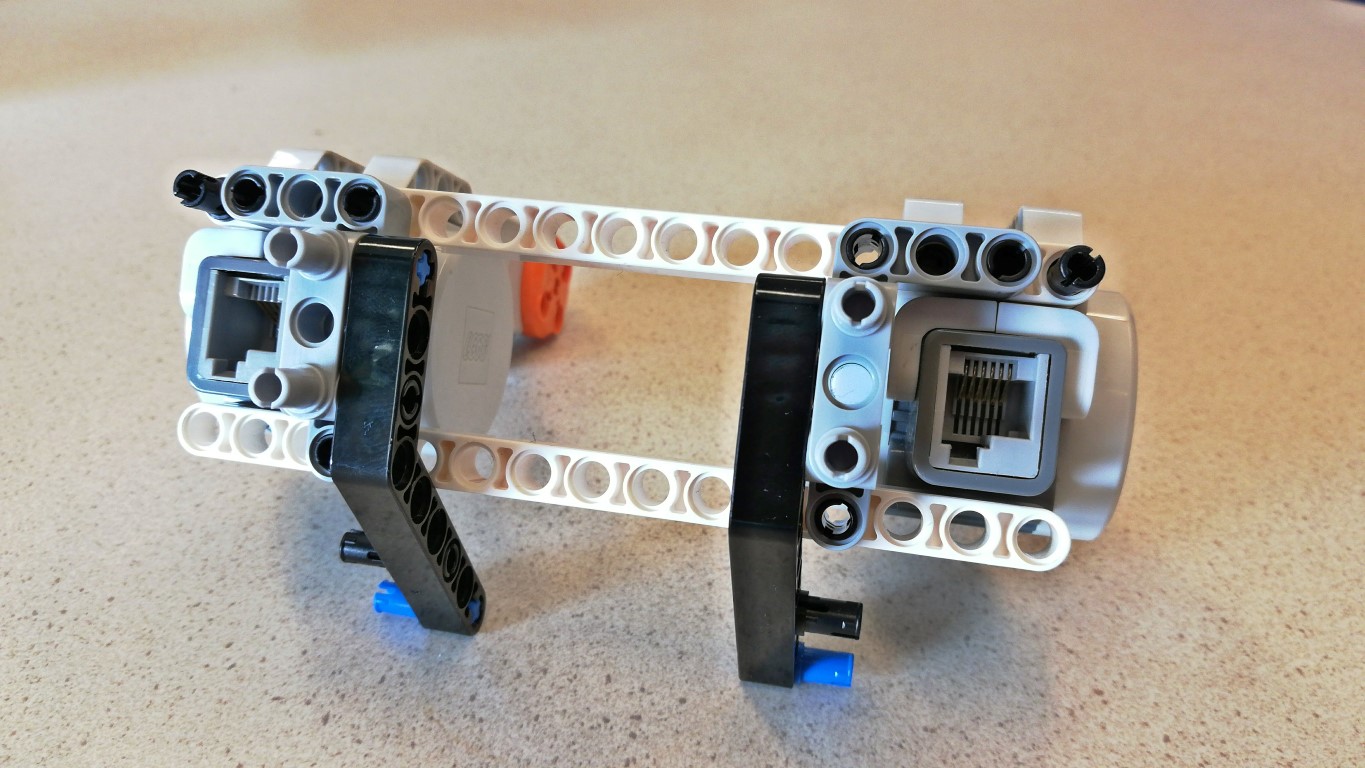 Lego: Build Remote Controlled Rover Car With Arduino Brain - Vanslooten.com